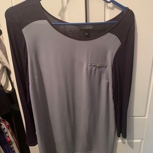 Colorblock blue long sleeve top w/ button accents